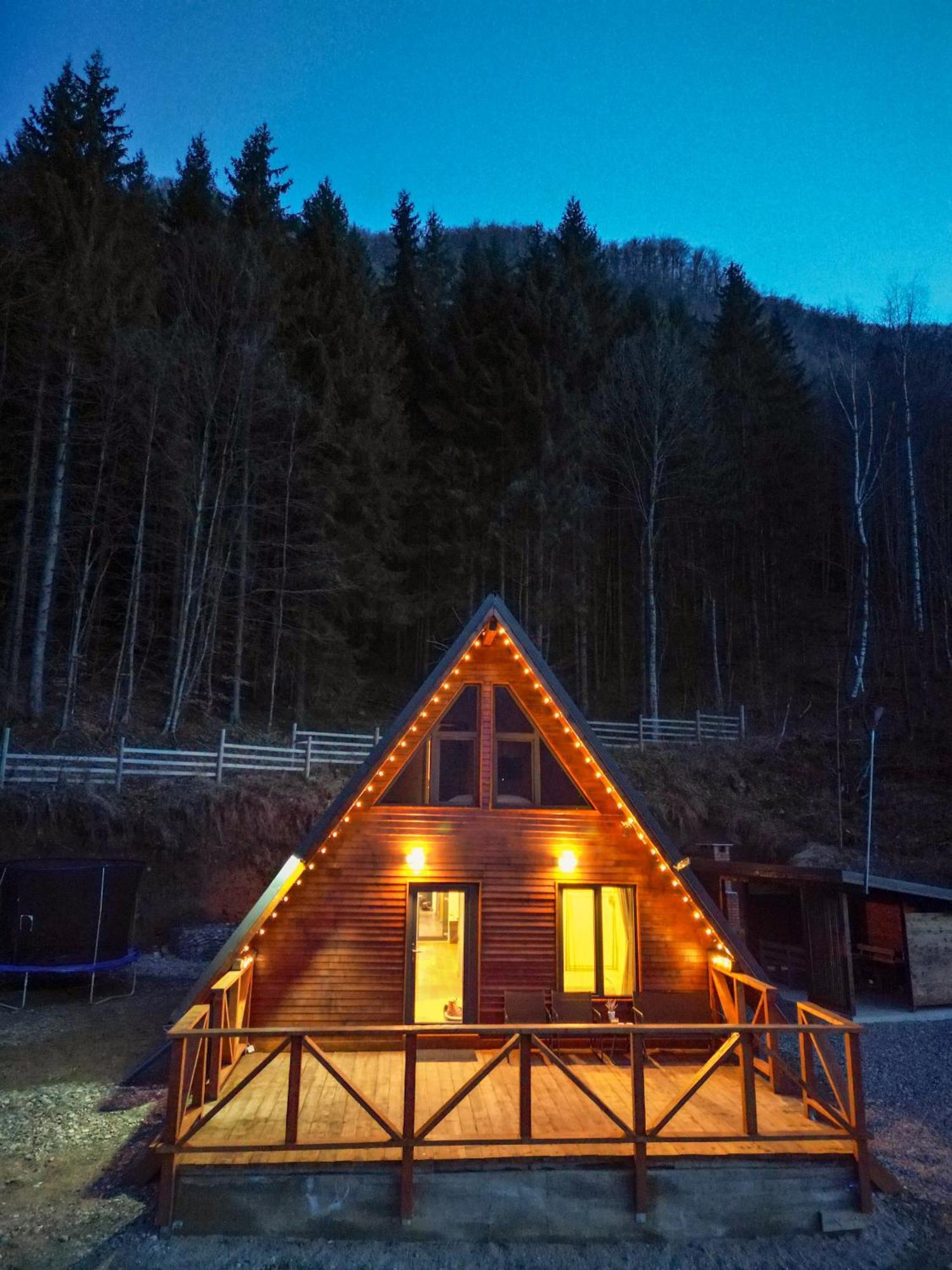 Wild Cabin Malaia Bagian luar foto