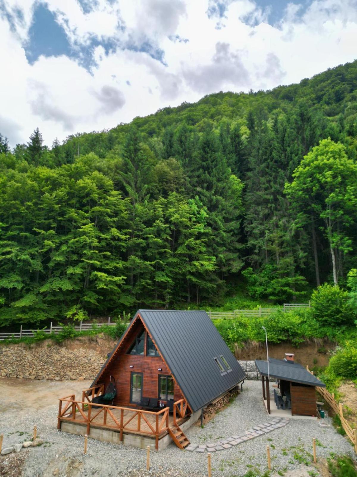Wild Cabin Malaia Bagian luar foto